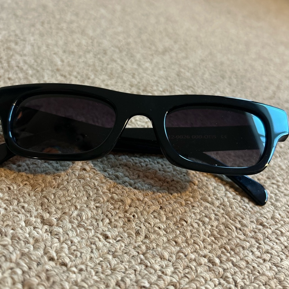 Anine Bing Black Rectangular Sunglasses